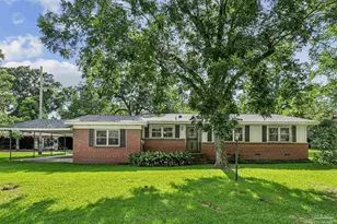 7621 Lodge Dr, Century, FL 32535 - Photo 1