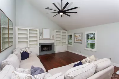 2490 Hallmark Dr, Pensacola, FL 32503 - Photo 3