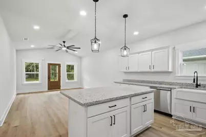 3261 Glade Dr, Milton, FL 32570 - Photo 7