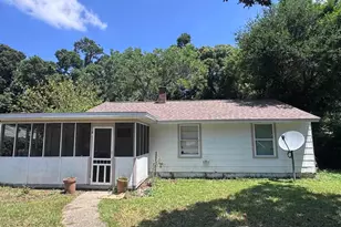 112 Alice St, Pensacola, FL 32505 - Photo 1