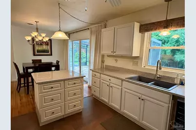 111 Euclid St, Pensacola, FL 32503 - Photo 25