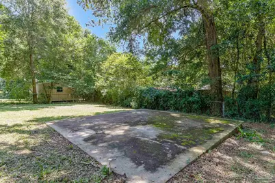 905 Lagoon Dr, Pensacola, FL 32505 - Photo 51