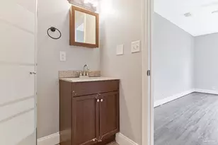 905 Lagoon Dr, Pensacola, FL 32505 - Photo 23
