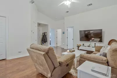 1195 Simpson St, Pensacola, FL 32526 - Photo 5