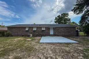 7724 Rustling Pines Dr, Milton, FL 32583 - Photo 17