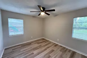 5240 Catalina St, Pace, FL 32571 - Photo 7