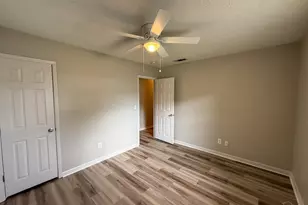 5240 Catalina St, Pace, FL 32571 - Photo 9