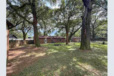 5240 Catalina St, Pace, FL 32571 - Photo 15