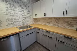 1212 N E St, Pensacola, FL 32501 - Photo 13