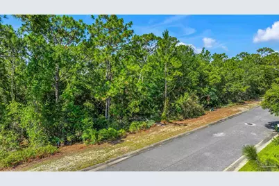 10687 Close Hauled Rd, Pensacola, FL 32507 - Photo 9