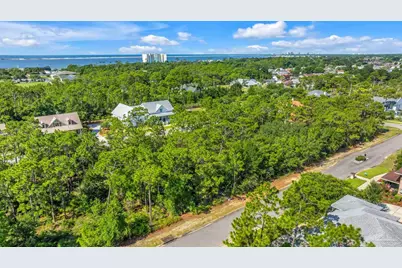 10687 Close Hauled Rd, Pensacola, FL 32507 - Photo 3