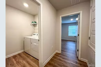 6351 Burrow Ln, Pensacola, FL 32526 - Photo 17