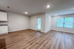 6351 Burrow Ln, Pensacola, FL 32526 - Photo 9