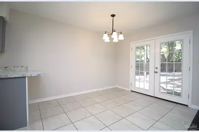 7225 Dogwood Ter Dr, Pensacola, FL 32504 - Photo 9