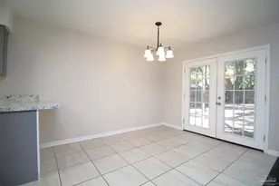 7225 Dogwood Terrace Dr, Pensacola, FL 32504 - Photo 9