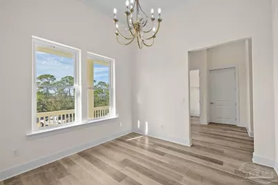5309 N Shore Dr, Pensacola, FL 32507 - Photo 9