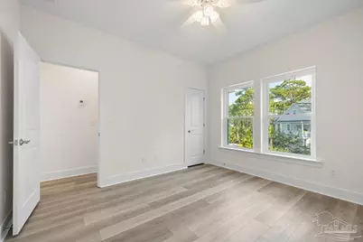 5309 N Shore Dr, Pensacola, FL 32507 - Photo 23