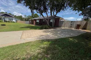 4314 Quiet Ct, Gulf Breeze, FL 32563 - Photo 27