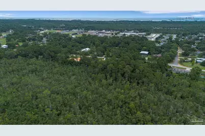 8574 Bay River Rd, Navarre, FL 32566 - Photo 27