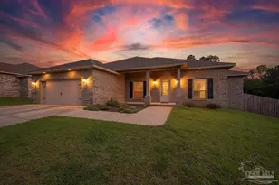 400 Broadleaf Cir, Cantonment, FL 32533 - Photo 1