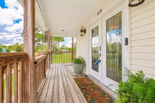 8110 Virginia Ln, Milton, FL 32583 - Photo 5