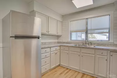 3371 Wellington Rd, Pensacola, FL 32504 - Photo 9