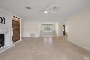 17 Lakeside Dr, Pensacola, FL 32507 - Photo 19