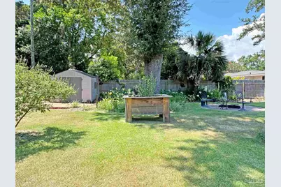 17 Lakeside Dr, Pensacola, FL 32507 - Photo 7