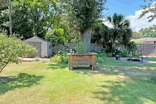 17 Lakeside Dr, Pensacola, FL 32507 - Photo 7