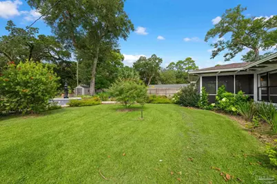 17 Lakeside Dr, Pensacola, FL 32507 - Photo 47