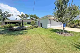 17 Lakeside Dr, Pensacola, FL 32507 - Photo 5