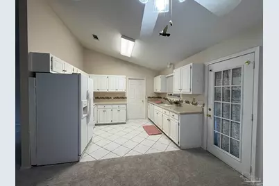 6625 Greenwell St, Pensacola, FL 32526 - Photo 9