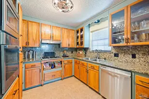 3900 E Tiger Point Blvd, Gulf Breeze, FL 32563 - Photo 11