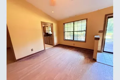 5244 Suwanee St, Milton, FL 32583 - Photo 7