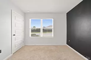 5673 Guinevere Ln, Milton, FL 32583 - Photo 13