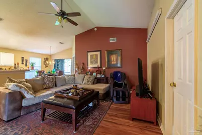 627 Batten Blvd, Pensacola, FL 32507 - Photo 5