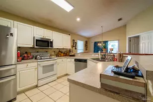 627 Batten Blvd, Pensacola, FL 32507 - Photo 7