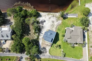 7817 Petersen Point Rd, Milton, FL 32583 - Photo 51