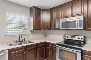 1974 Crosscreek Cir, Gulf Breeze, FL 32563 - Photo 13