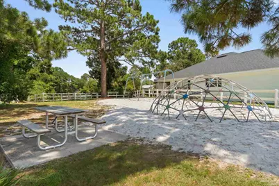 1974 Crosscreek Cir, Gulf Breeze, FL 32563 - Photo 35
