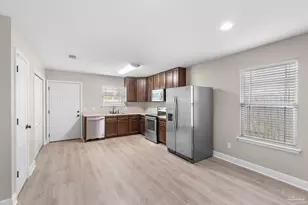 1974 Crosscreek Cir, Gulf Breeze, FL 32563 - Photo 11