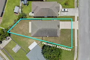 1974 Crosscreek Cir, Gulf Breeze, FL 32563 - Photo 3