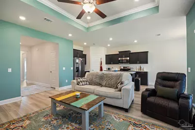 1649 Slate Dr, Cantonment, FL 32533 - Photo 9