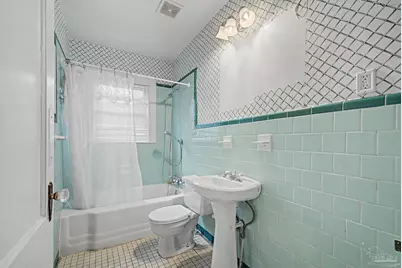 208 Pinewood Ln, Pensacola, FL 32507 - Photo 25