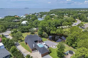 4594 Soundside Dr, Gulf Breeze, FL 32563 - Photo 49