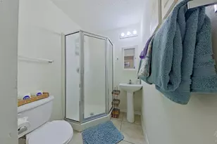 8436 Gulf Blvd, Navarre Beach, FL 32566 - Photo 17