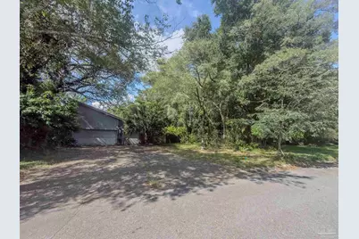 410 Twin Lakes Dr, Pensacola, FL 32504 - Photo 3
