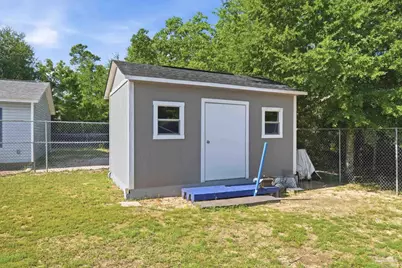 1935 America Ave, Gulf Breeze, FL 32563 - Photo 27
