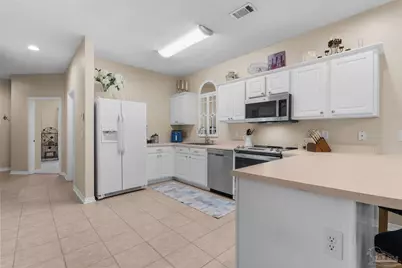7101 Joy St, Pensacola, FL 32504 - Photo 9