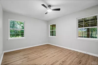 835 S Madison Dr, Pensacola, FL 32505 - Photo 11